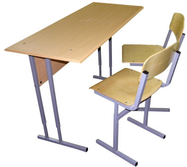 Детский стол для школьника: как выбрать оптимальный вариант